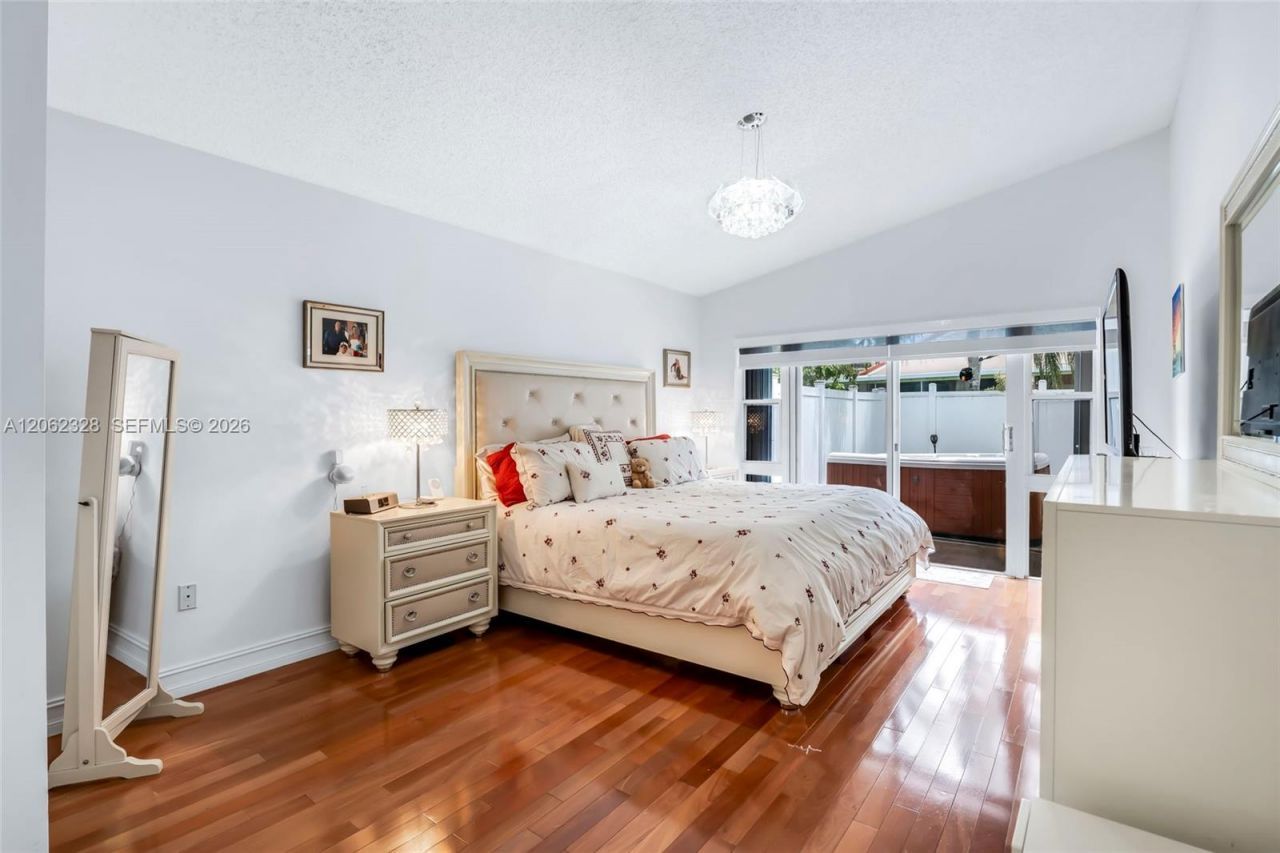 17513 NW 10th St, Pembroke Pines, FL 33029 Photo