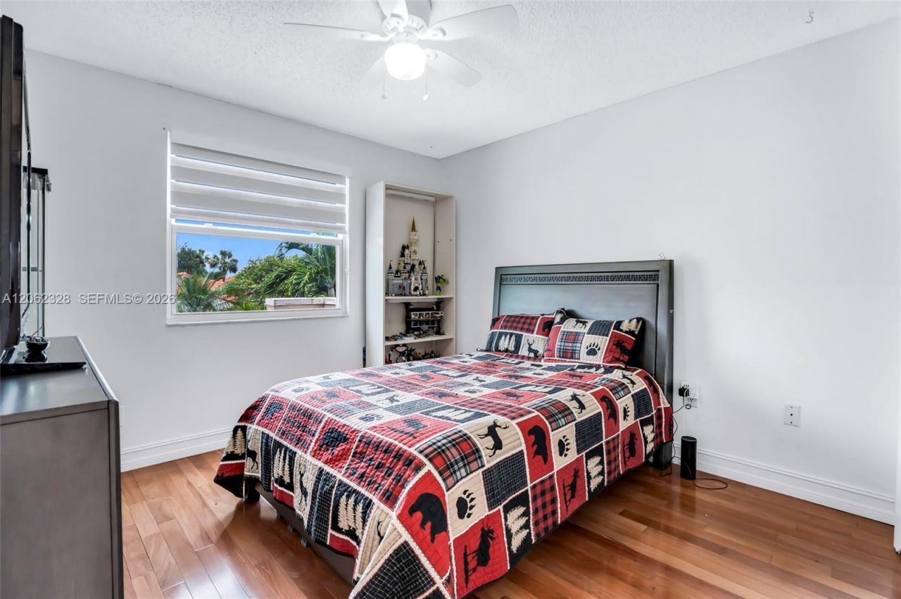 17513 NW 10th St, Pembroke Pines, FL 33029 Photo