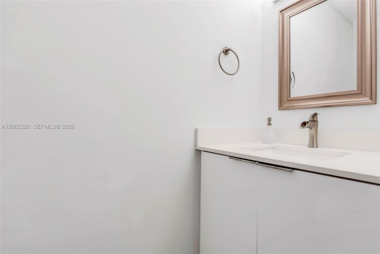 17513 NW 10th St, Pembroke Pines, FL 33029 Photo