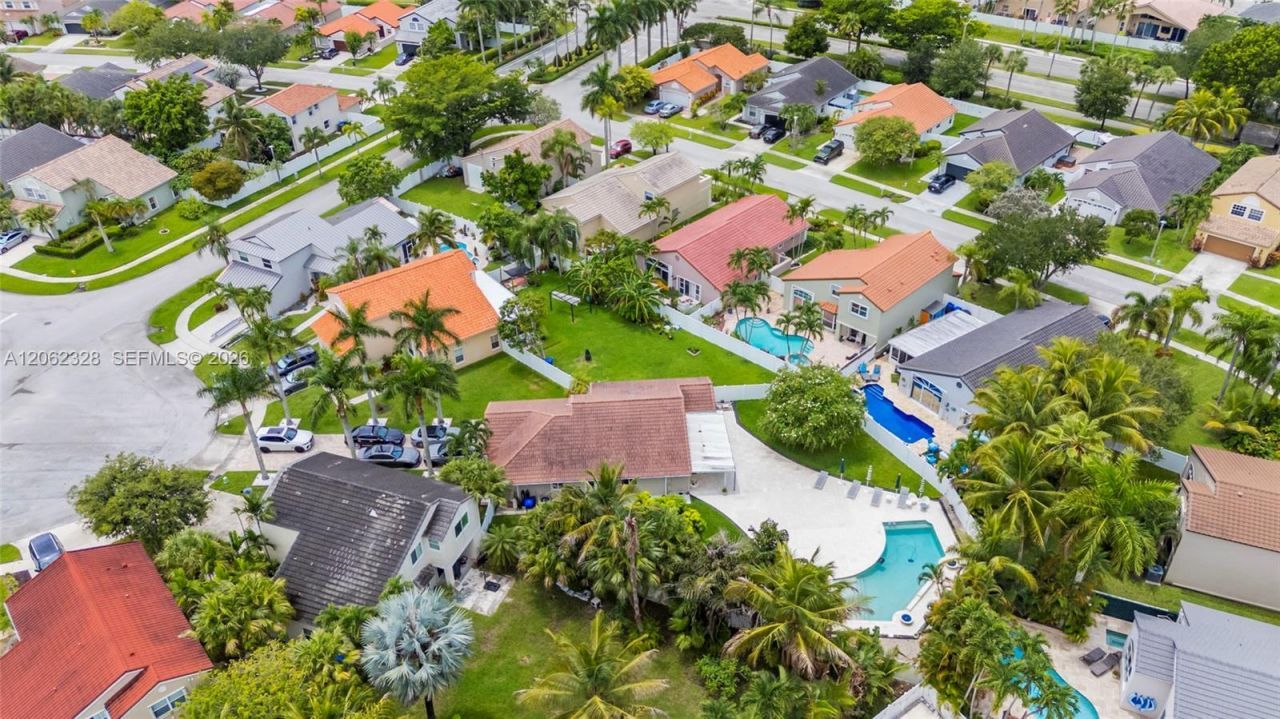17513 NW 10th St, Pembroke Pines, FL 33029 Photo