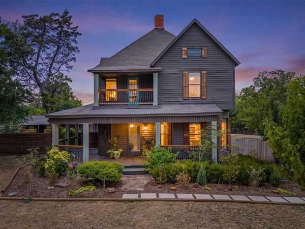 1005 N Trinity Street, Decatur, TX 76234