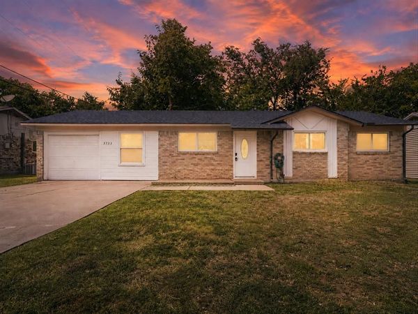 5733 Hanson Drive , Watauga, TX 76148