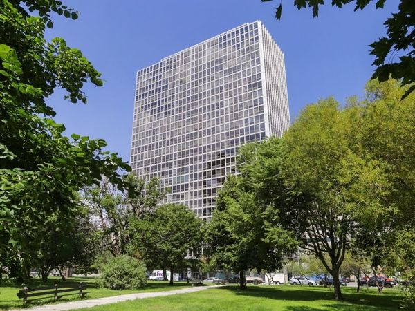330 W Diversey Parkway , Unit 2305, Chicago, IL 60657
