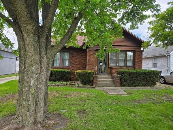 1113 Johnson Street , Streator, IL 61364