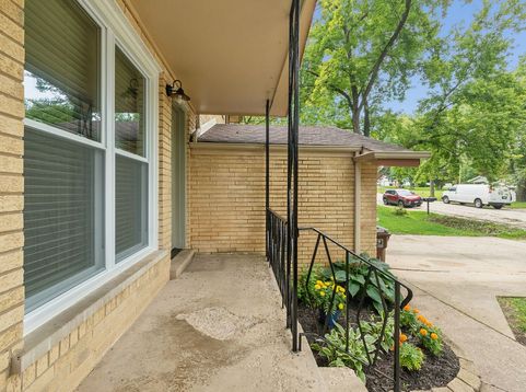 Main Photo