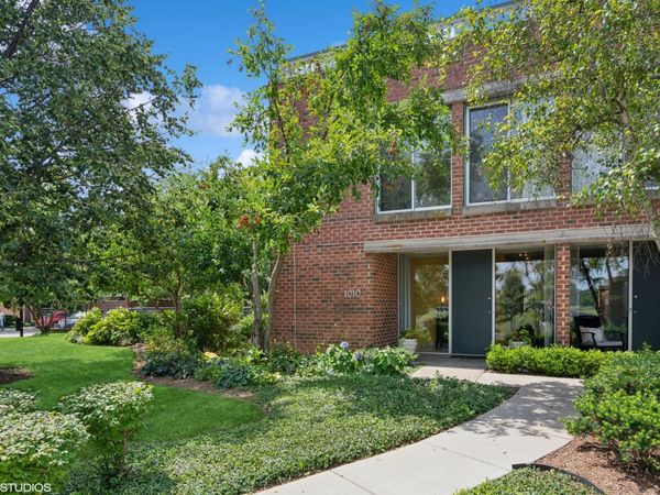 1010 Arbor Lane , Northfield, IL 60093