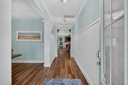 2580 Larch Lane photo 4