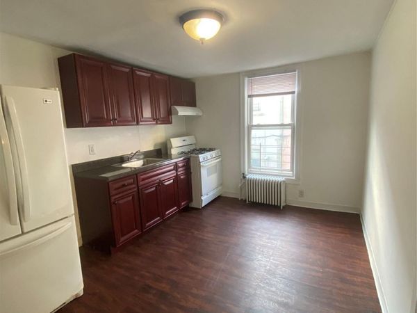 6728 FOREST AVE FOREST AVE , Ridgewood, NY 11385