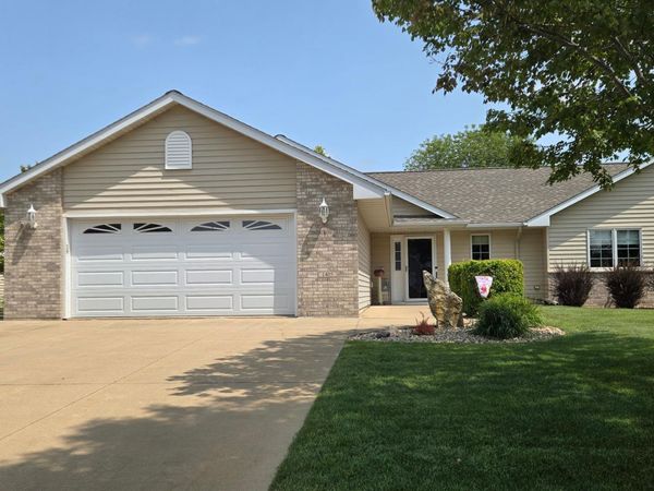 1405 26th Street SW, Austin, MN 55912