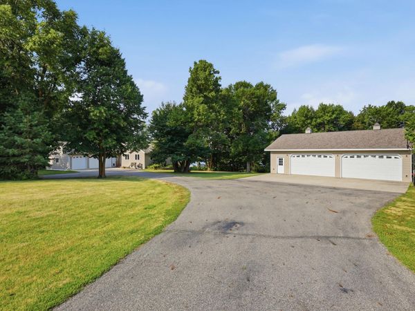 13996 County Highway 5 , Lake Park, MN 56554