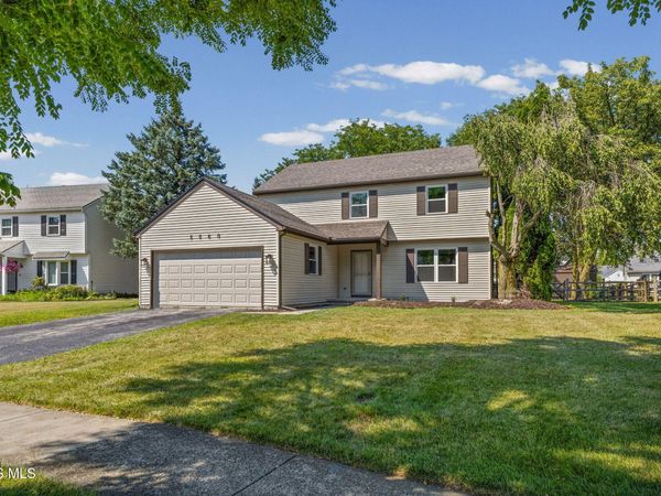 5560 Greenridge Drive, Toledo, OH 43615