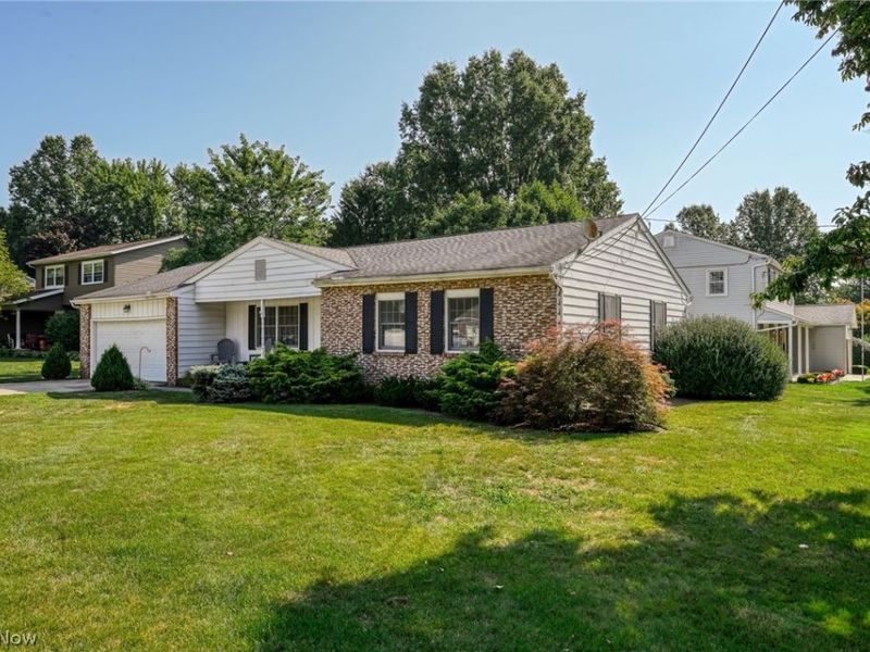 407 Holliston Road , Fairlawn, OH 44333 Photo 2