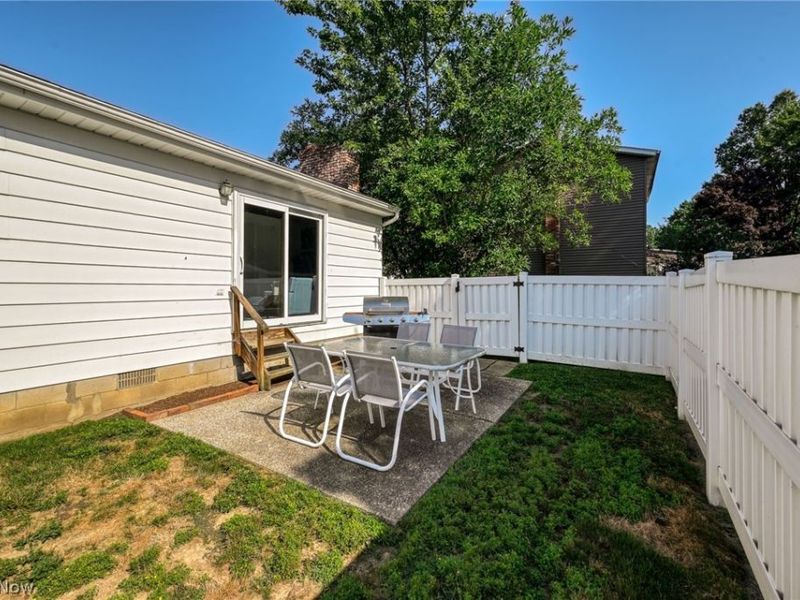 407 Holliston Road , Fairlawn, OH 44333 Photo 33