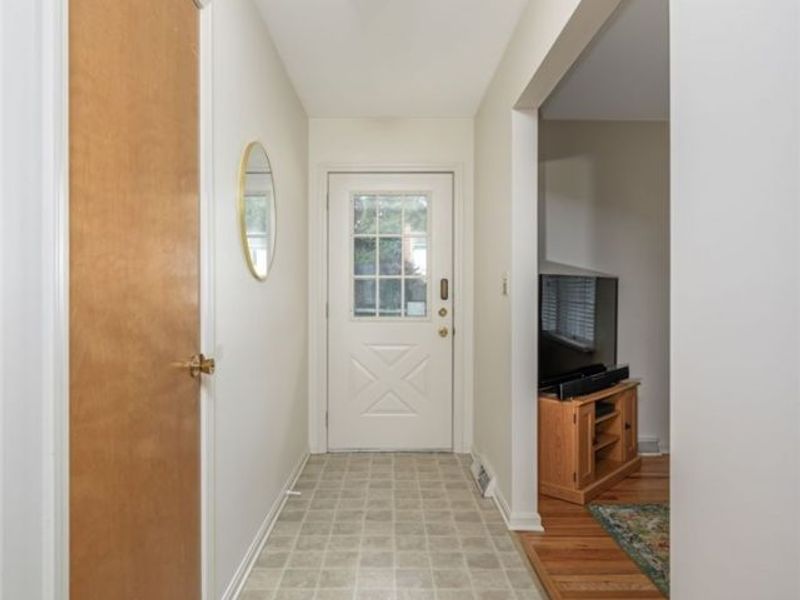 407 Holliston Road , Fairlawn, OH 44333 Photo 4