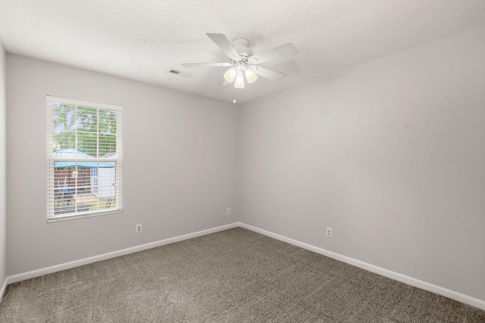 4292 Lavender Lane Photo 26