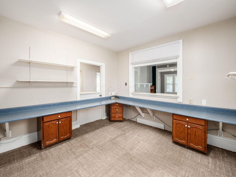 550 W Central Avenue , Delaware, OH 43015 Photo 23