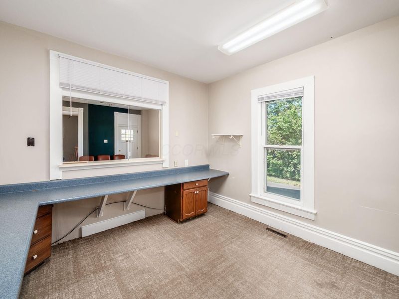 550 W Central Avenue , Delaware, OH 43015 Photo 24