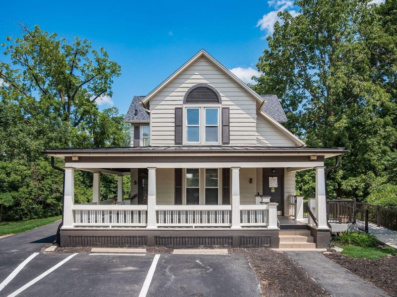 550 W Central Avenue , Delaware, OH 43015 Photo 3