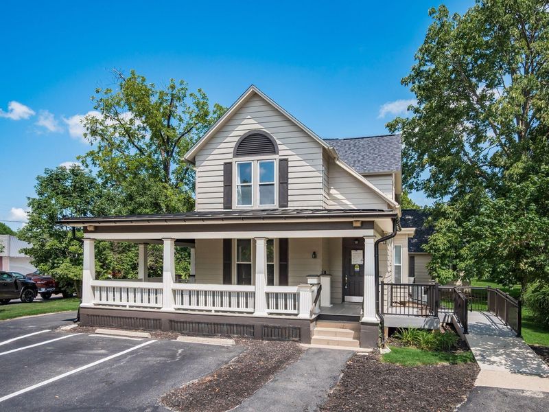 550 W Central Avenue , Delaware, OH 43015 Photo 4