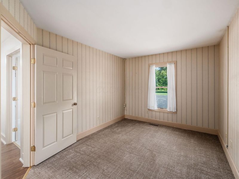 550 W Central Avenue , Delaware, OH 43015 Photo 41