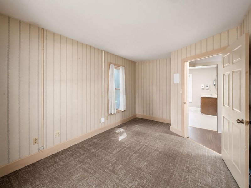 550 W Central Avenue , Delaware, OH 43015 Photo 42