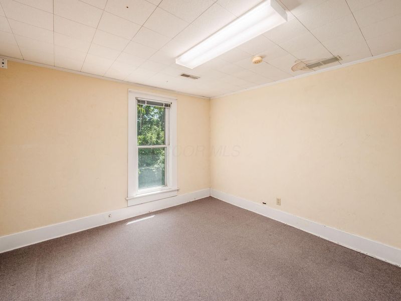 550 W Central Avenue , Delaware, OH 43015 Photo 49
