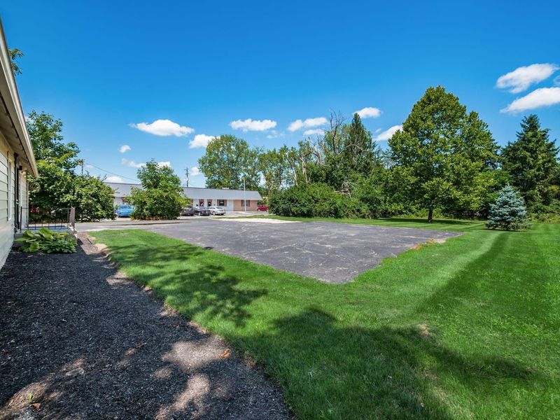 550 W Central Avenue , Delaware, OH 43015 Photo 56