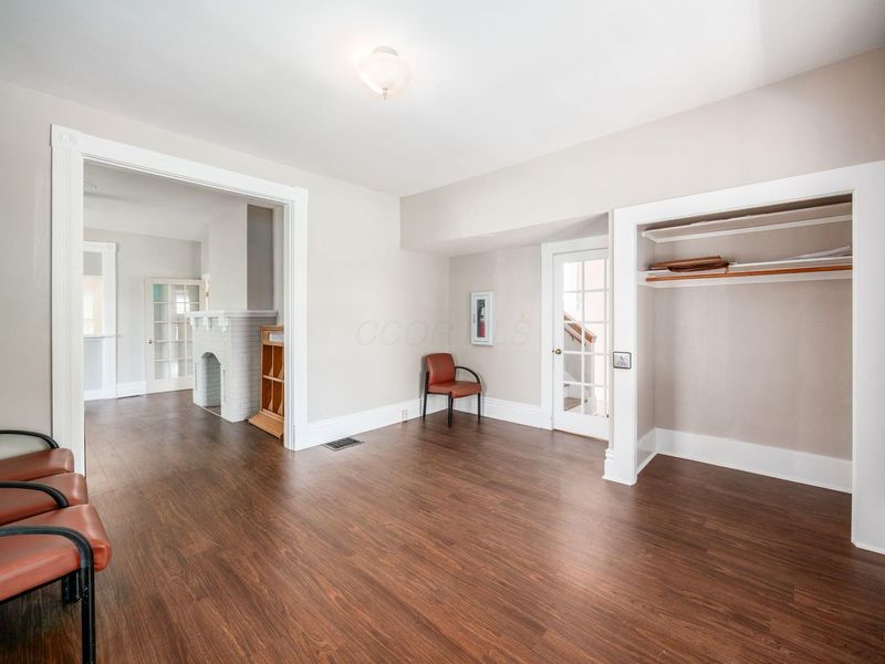 550 W Central Avenue , Delaware, OH 43015 Photo 8