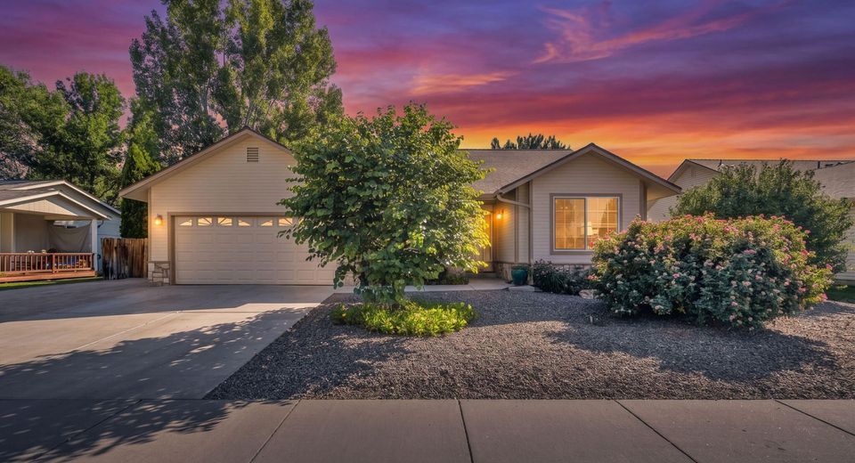 1417 N Marion Russell Drive, Gardnerville, NV 89410 Photo