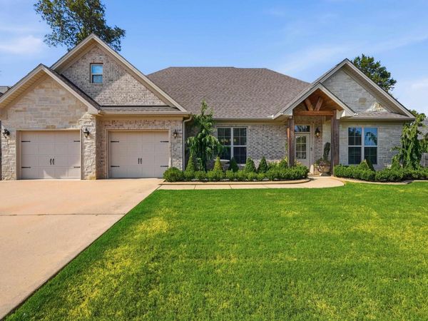 8108 Northsore Cove, Benton, AR 72019
