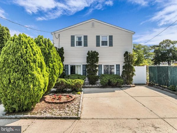 12 JACOBSON STREET, SAYREVILLE, NJ 08872