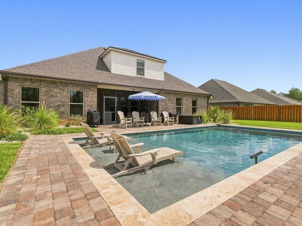 154 Campfire Cove, Freeport, FL 32439