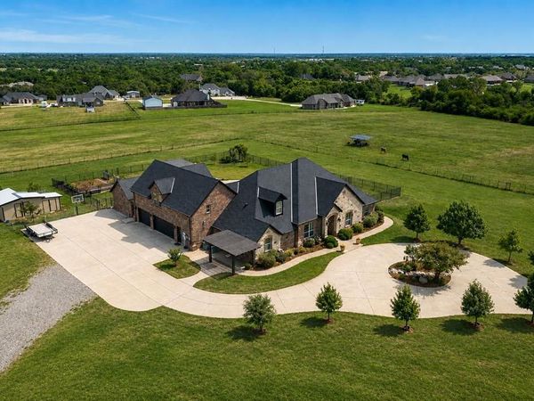298 N Aspen Drive, Blanchard, OK 73010