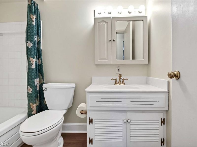 2948 Pease Drive , Unit A204, Rocky River, OH 44116 Photo 22