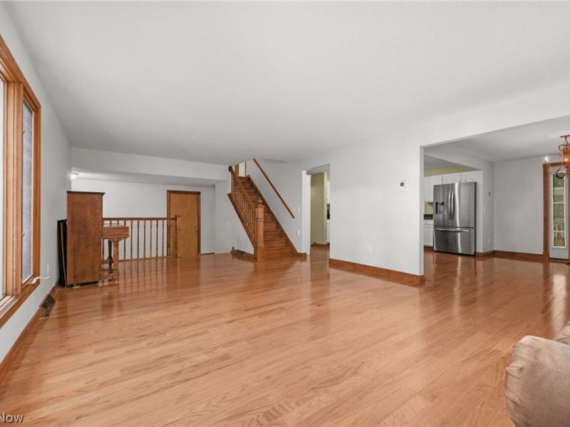 1470 Hawthorne Drive , Vermilion, OH 44089 Photo 10