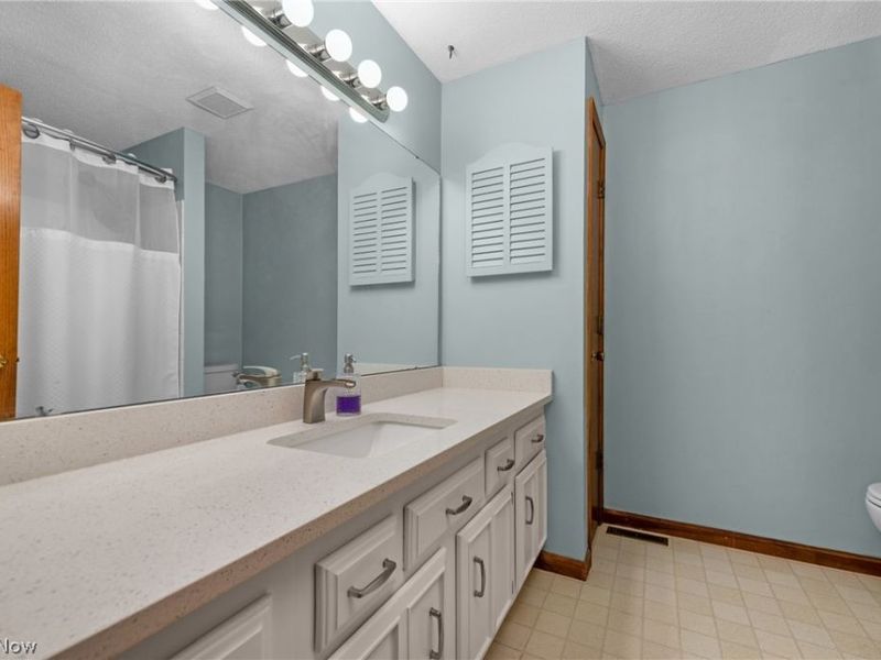 1470 Hawthorne Drive , Vermilion, OH 44089 Photo 27