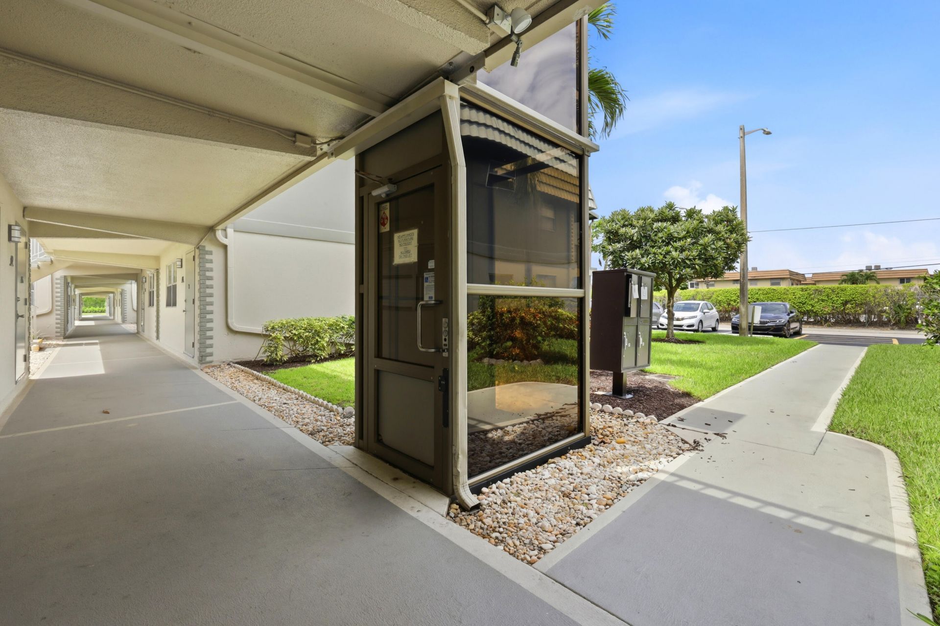 91 Flanders B, Delray Beach, FL 33484 Photo