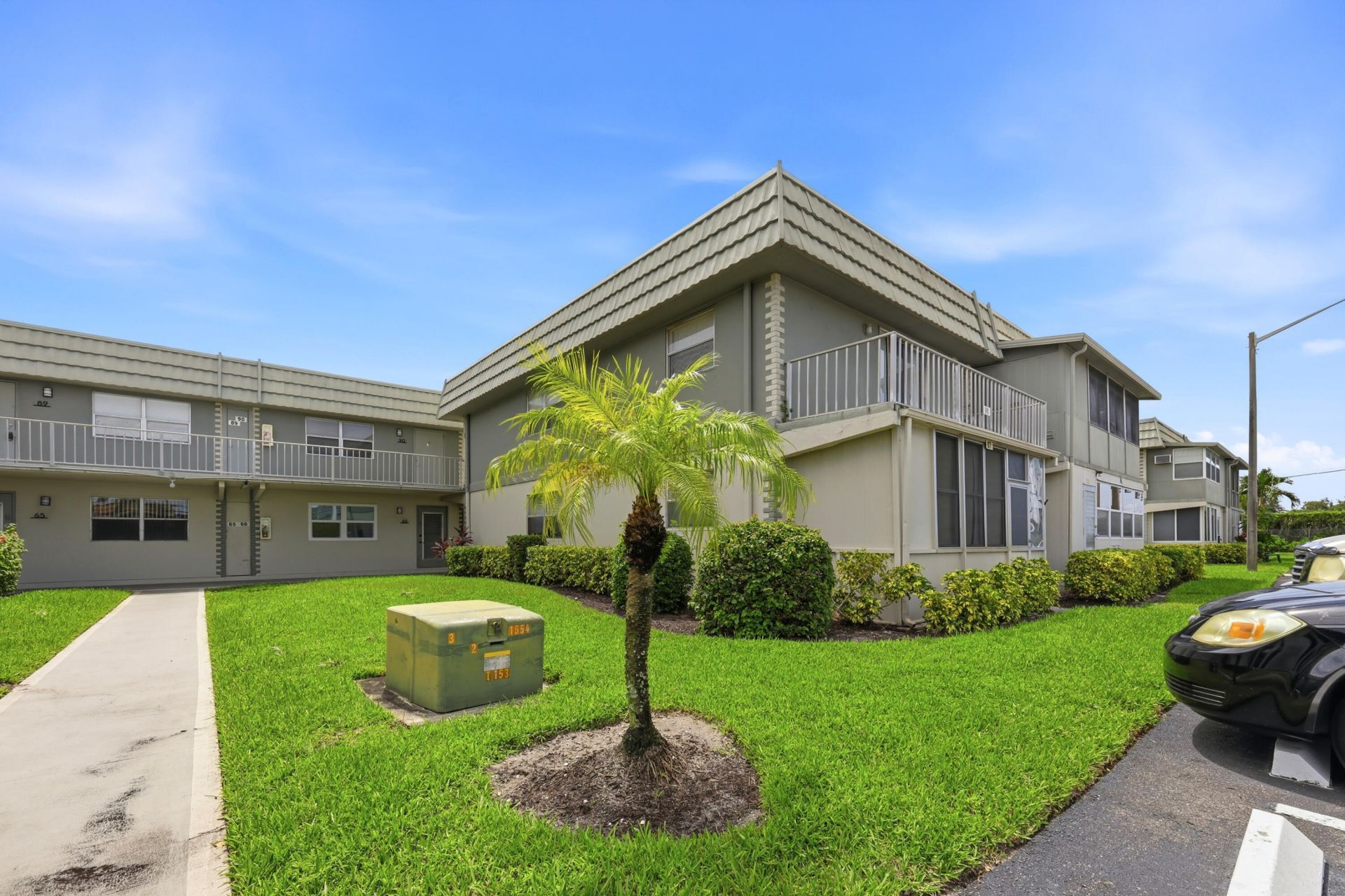 91 Flanders B, Delray Beach, FL 33484 Photo