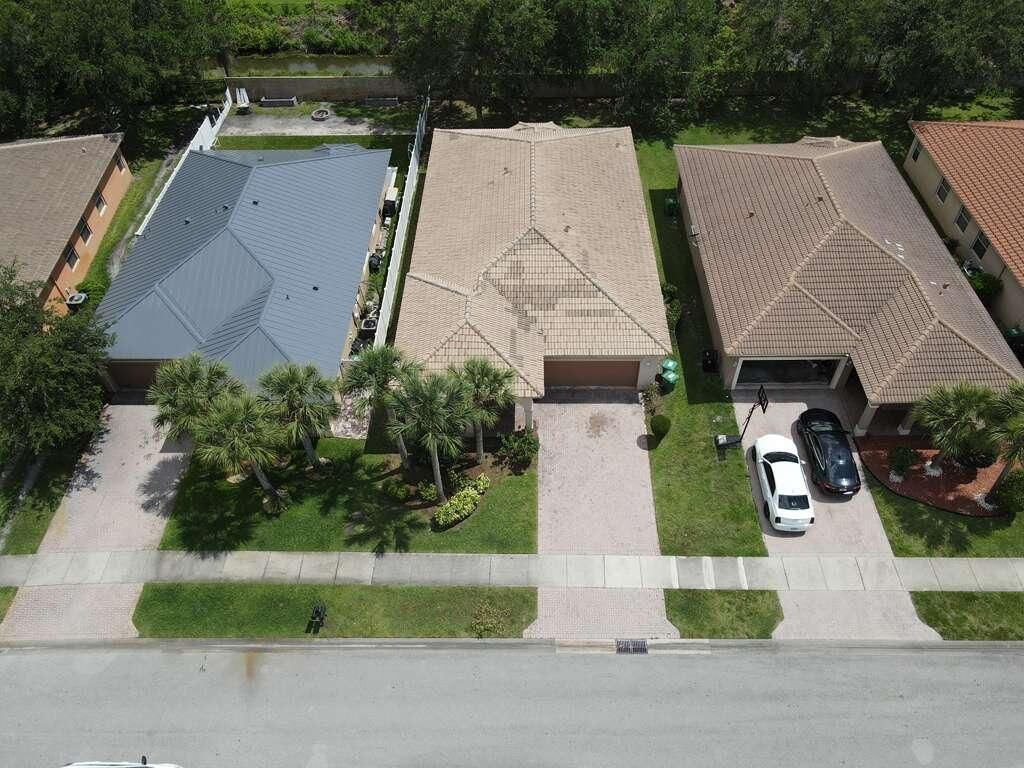 1804 SW Jamesport Drive, Port Saint Lucie, FL 34953 Photo