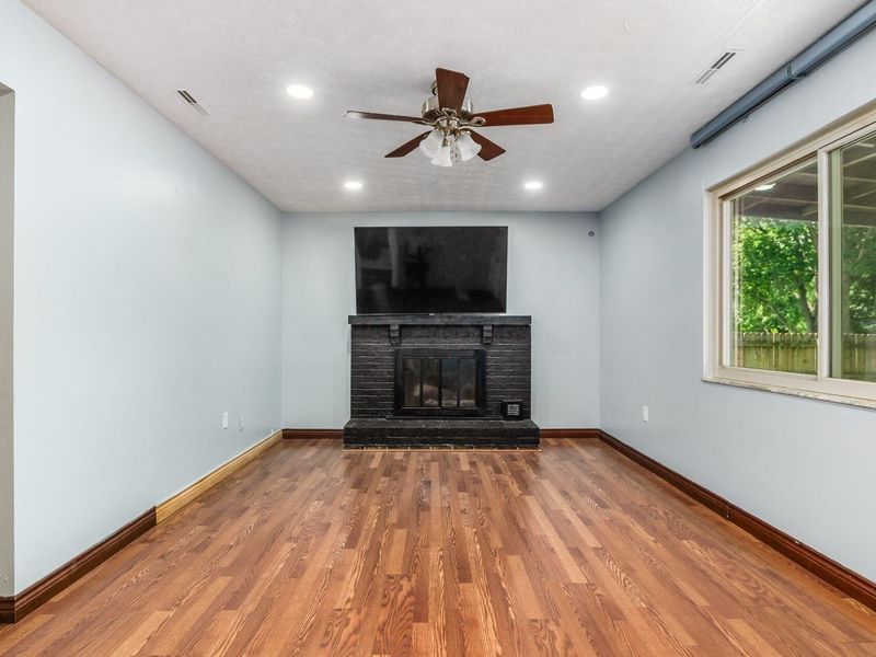 6425 S Sunbury Road , Westerville, OH 43081 Photo 16