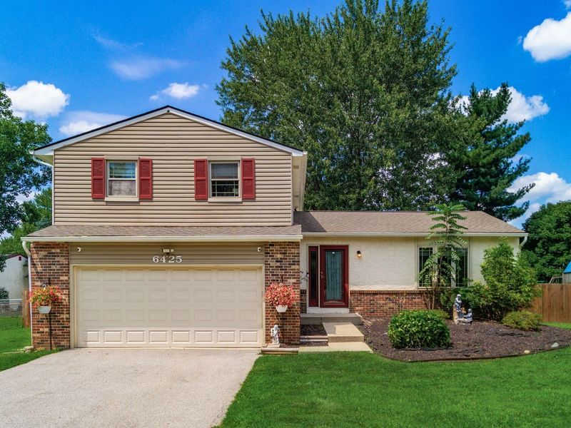 6425 S Sunbury Road , Westerville, OH 43081 Photo 2