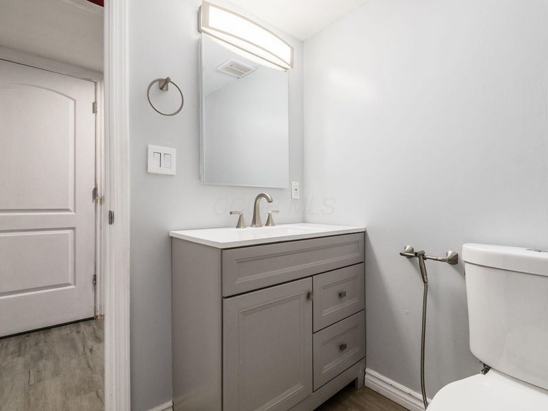6425 S Sunbury Road , Westerville, OH 43081 Photo 35
