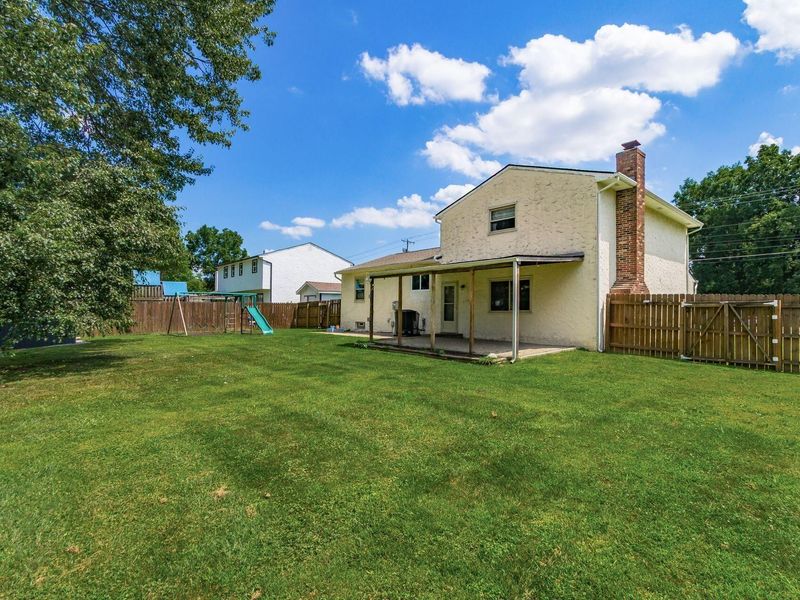 6425 S Sunbury Road , Westerville, OH 43081 Photo 38