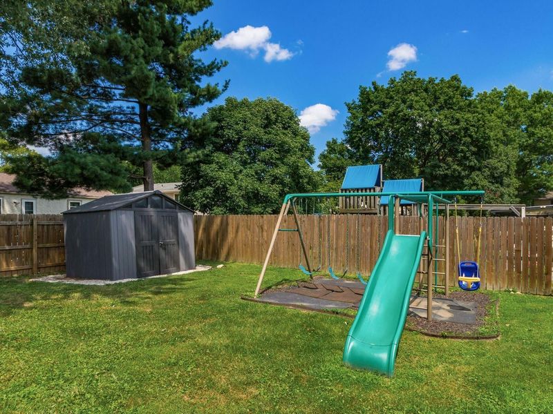 6425 S Sunbury Road , Westerville, OH 43081 Photo 40