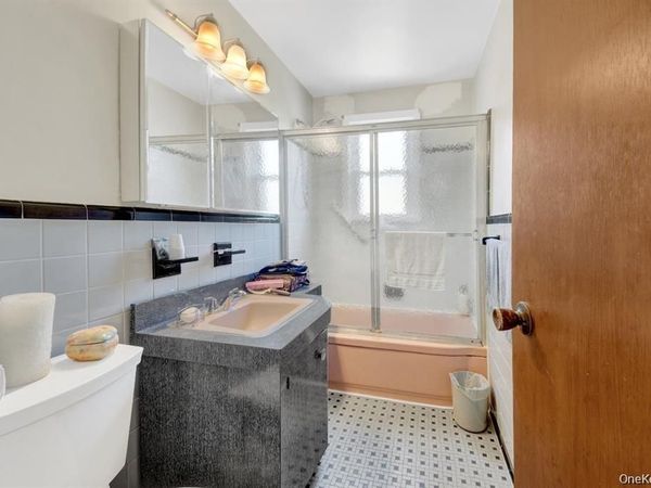 561 Logan Avenue , Bronx, NY 10465