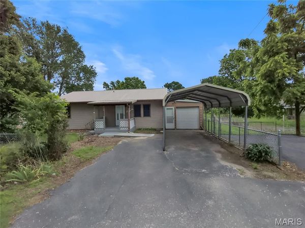 809 S Taylor , Other, MO 64763