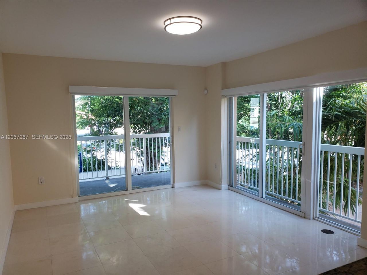 2740 SW 28th Ter , Unit 209, Miami, FL 33133 Photo