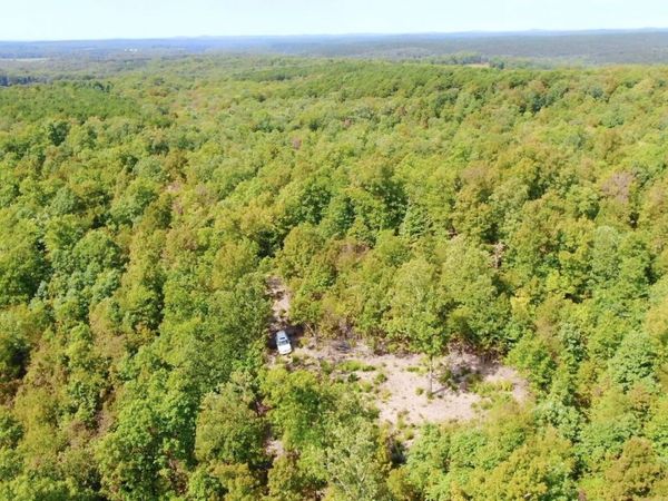 000 Db Tract 23 , Pomona, MO 65789