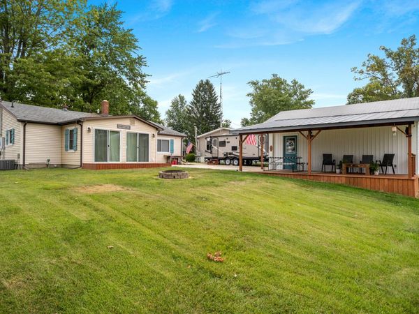 418 W Russell Drive, Coldwater, MI 49036
