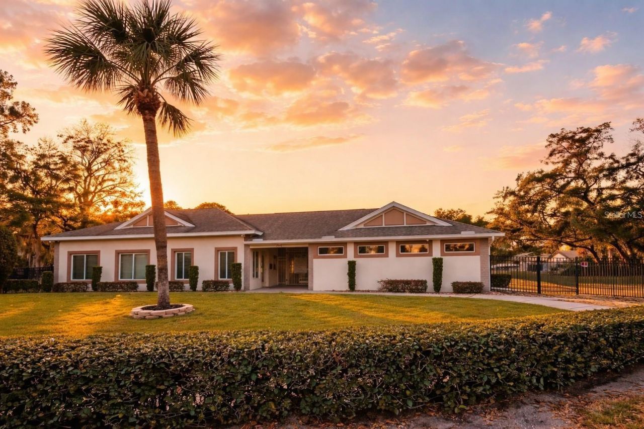7427 Heather Walk Drive, Weeki Wachee, FL 34613 Photo